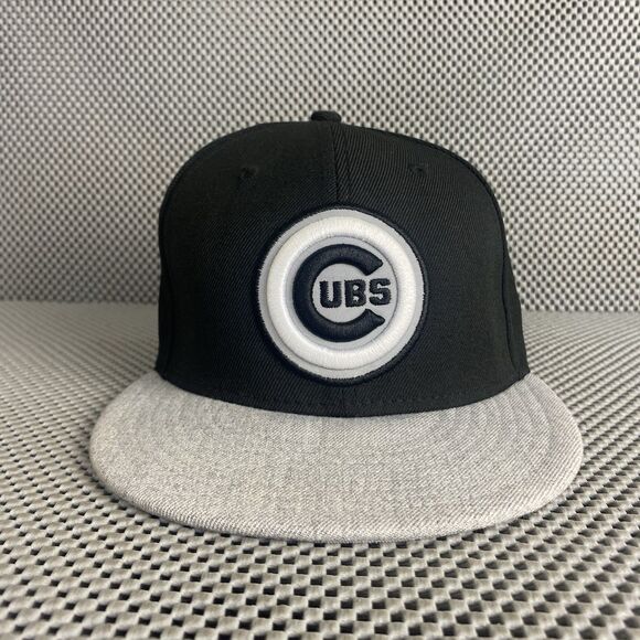 New Era Chicago Cubs Baseball Hat Cap Mens Size 7 3/8 Black Gray MLB - Picture 1 of 9